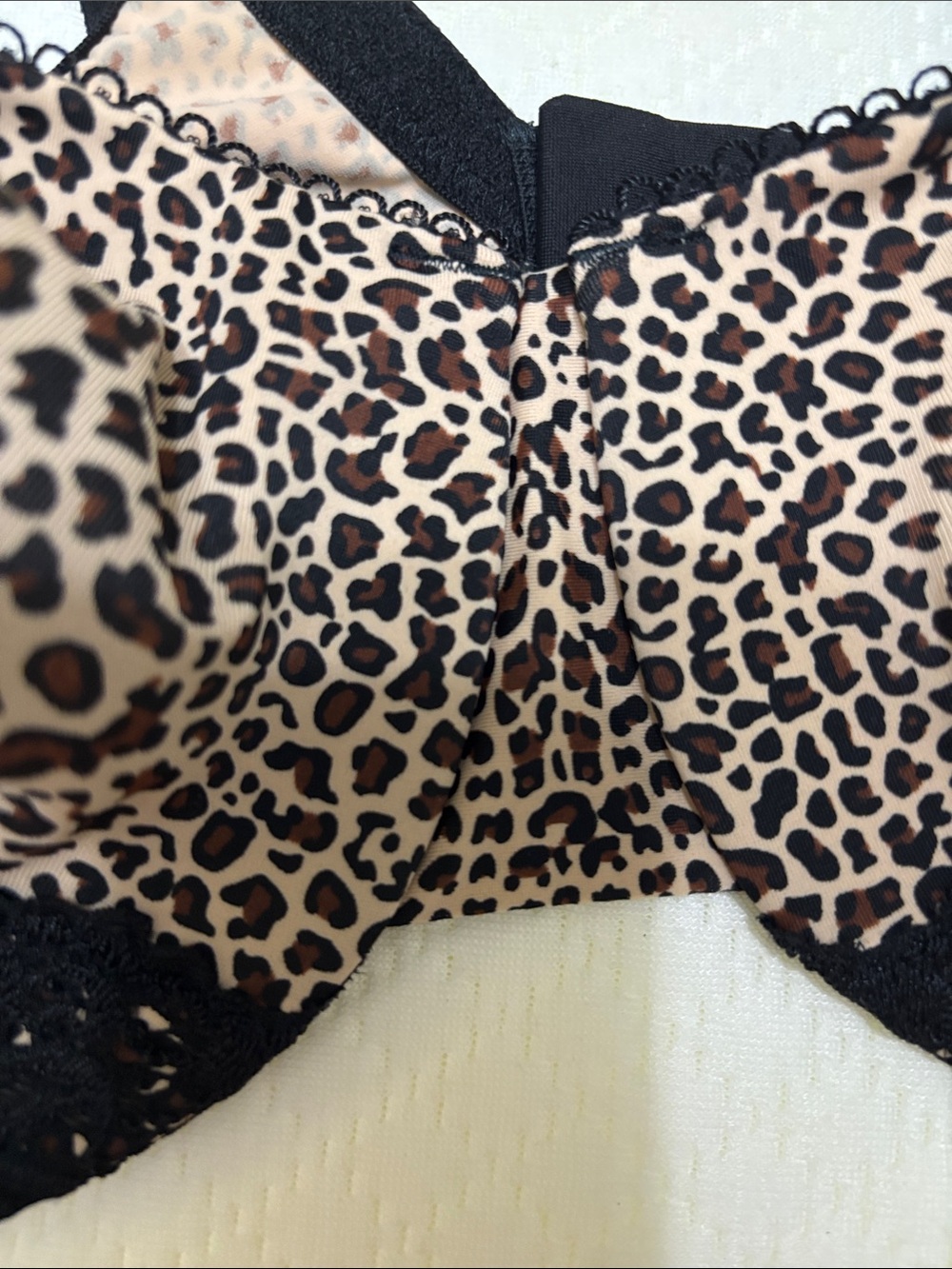 Olga Leopard Print Underwire Bra with Black Lace Trim - Picture 8 of 15
